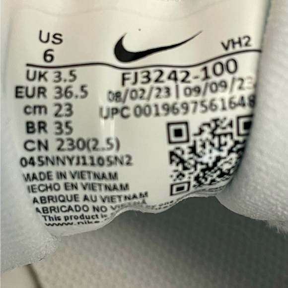 NEW Nike Air Max
SCWomen's Athletic Run
GymTrain Red Shoes FJ3242-100 Size 6 - Picture 10 of 12